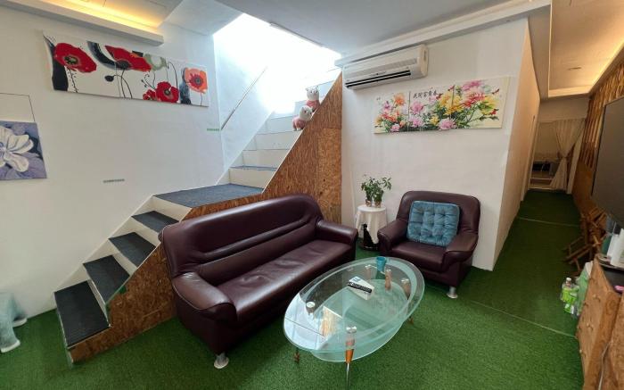 墾丁大街靚女包棟民宿