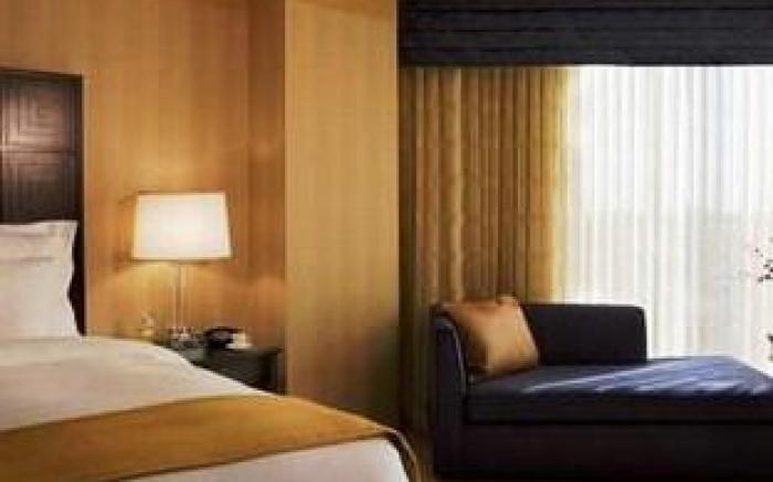 DoubleTree by Hilton Houston - Greenway Plaza Hotel