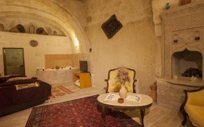 Ortahisar Cave Hotel