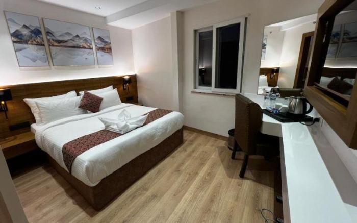 The Novello by Hotel Evergreen