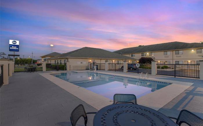 Best Western TimberRidge Inn
