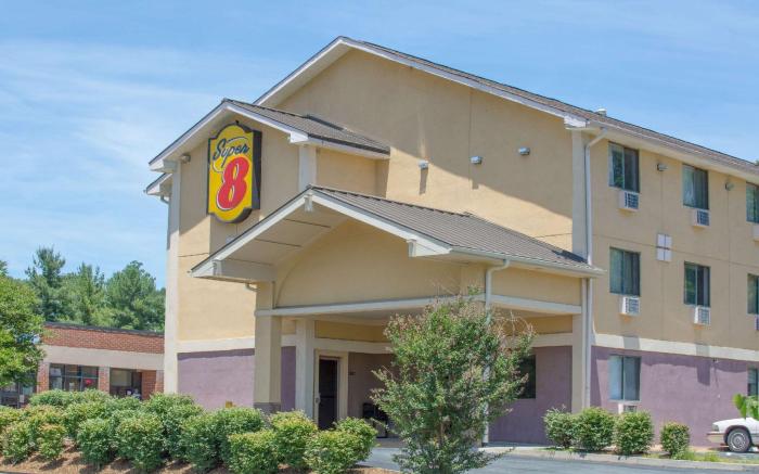 Super 8 By Wyndham Charlottesville