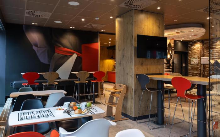 B&B HOTEL Wuppertal-City