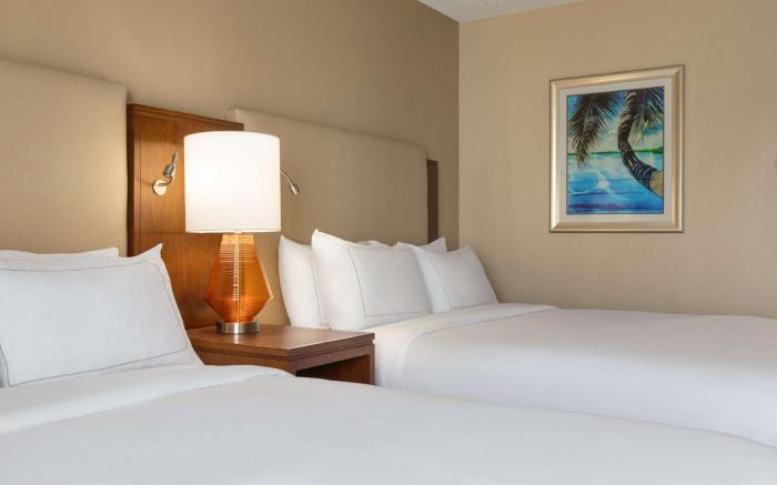 Doubletree by Hilton Fort Myers at Bell Tower Shops