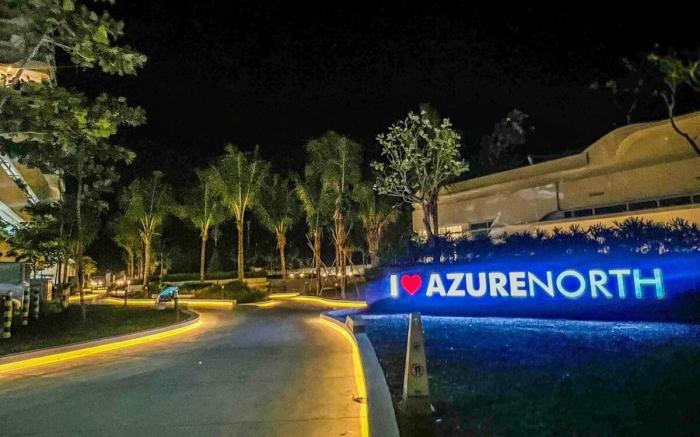 Premium Deluxe Sunset View @ Azure North Pampanga