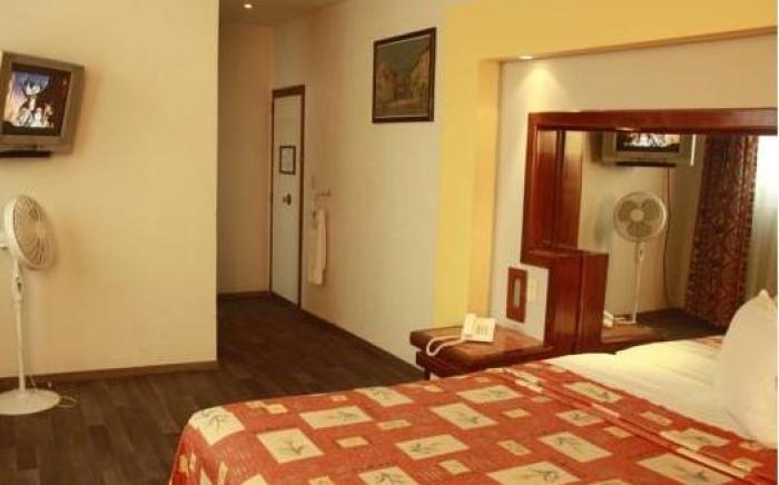 Hotel Mina