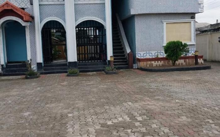 HAFFY EXECUTIVE HOTEL AND SUITE