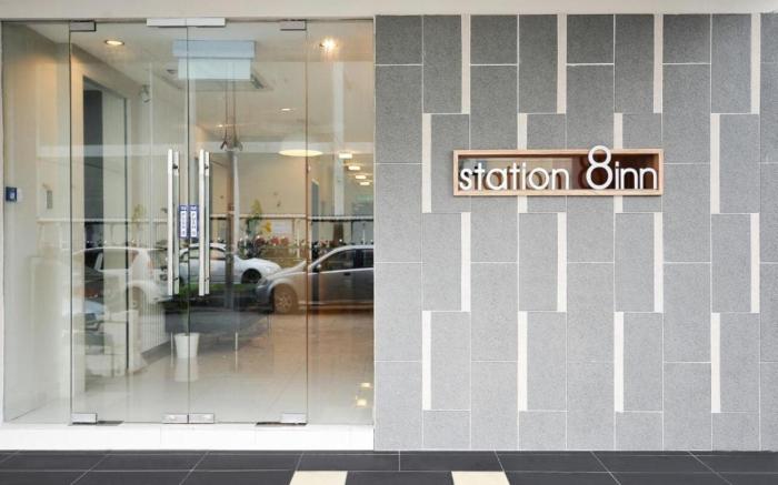 JQ Station Eight Inn