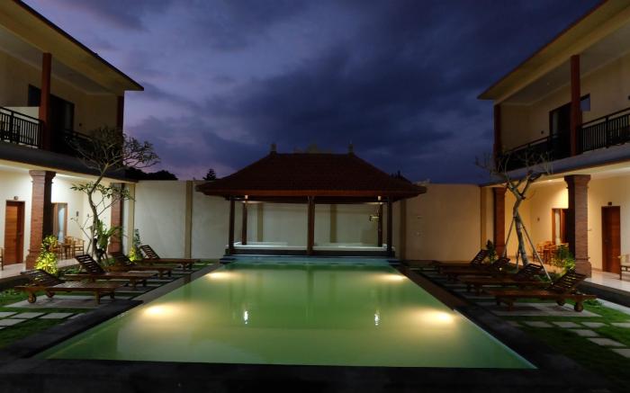 Tom's Inn Pecatu