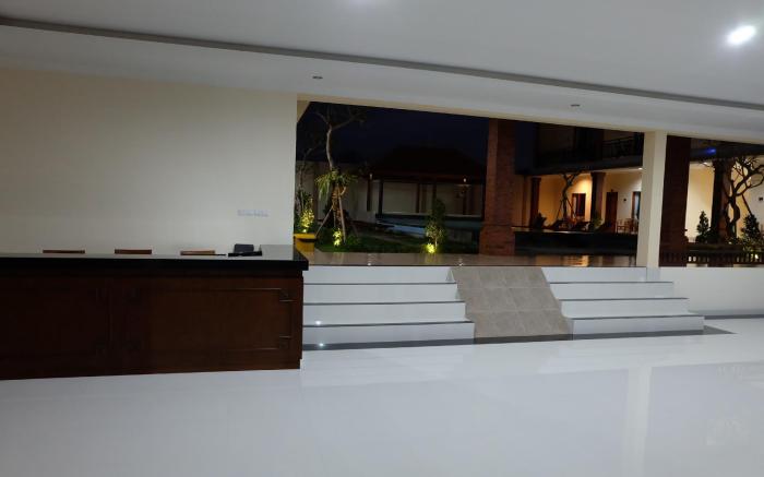 Tom's Inn Pecatu