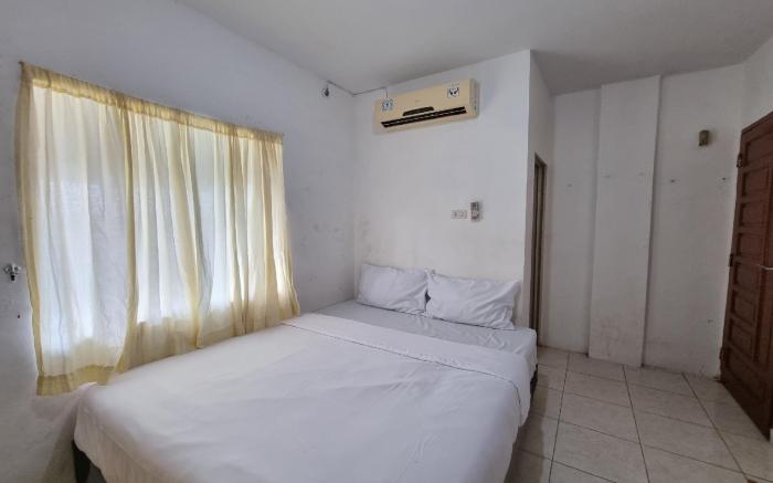 OYO 93493 Wira Residensia Syariah