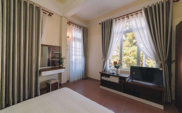 Hotel Phát Lợi - Thỏa sức cùng thiên nhiên 