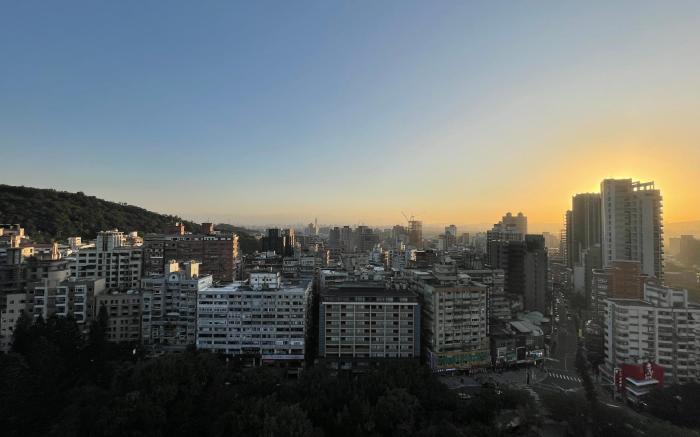Xin Beitou Skyhigh Hotspring/Pool Getaway(Private)