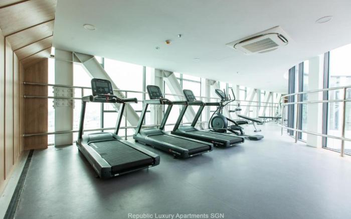 Republic Apartment Nearby  Airport Free Pool Gym