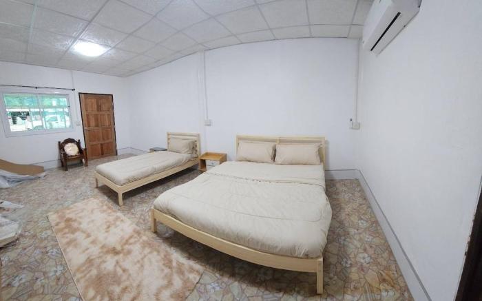 Safe House café and homestay #2