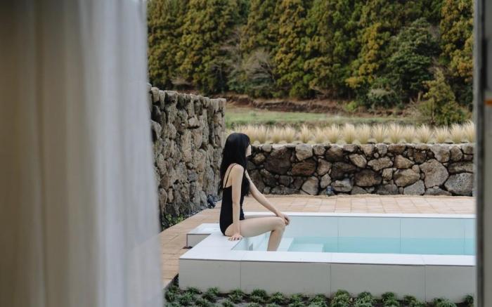 Jeju House Marge