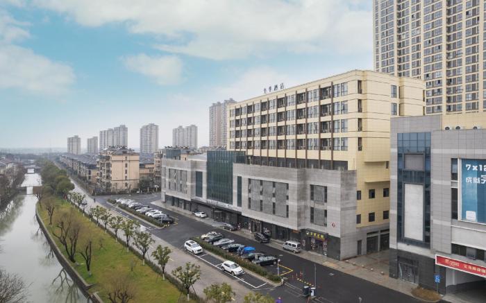 Ji Hotel Shaoxing Shangyu Baisong Road