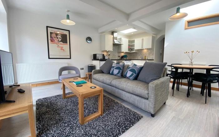 St Benedict’s Street Flat with Roof Terrace
