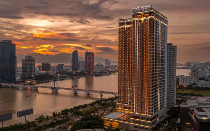 Melia Vinpearl Danang Riverfront