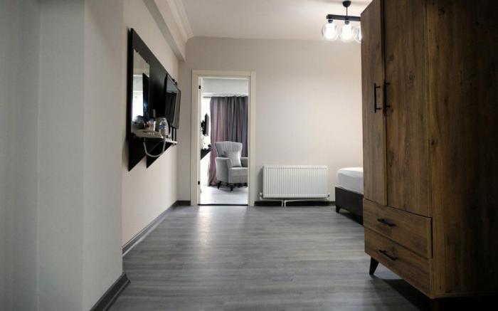 Liza Suit Hotel