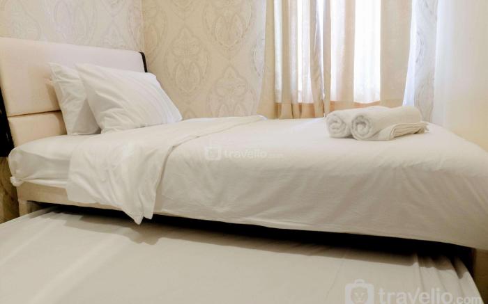 Homey 2BR Mediterania Marina Residence By Travelio