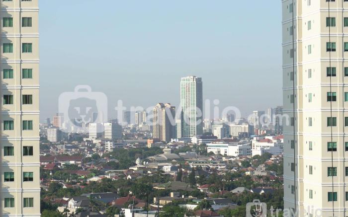 Comfy 1BR Belleza Apartment By Travelio