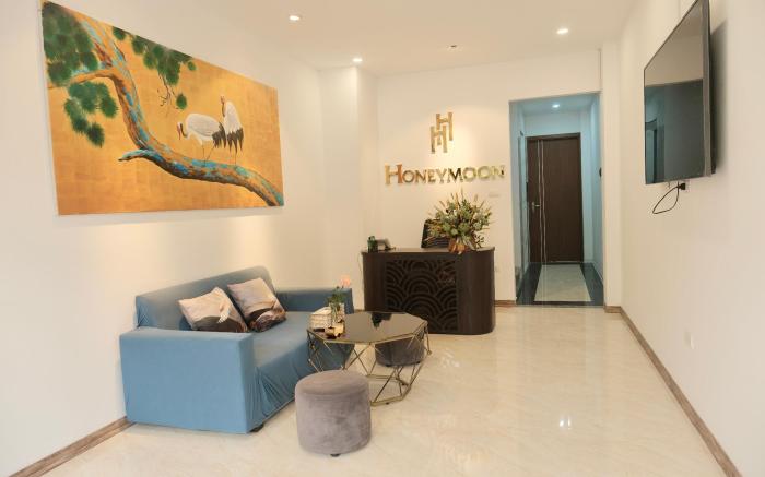 Honeymoon Hotel