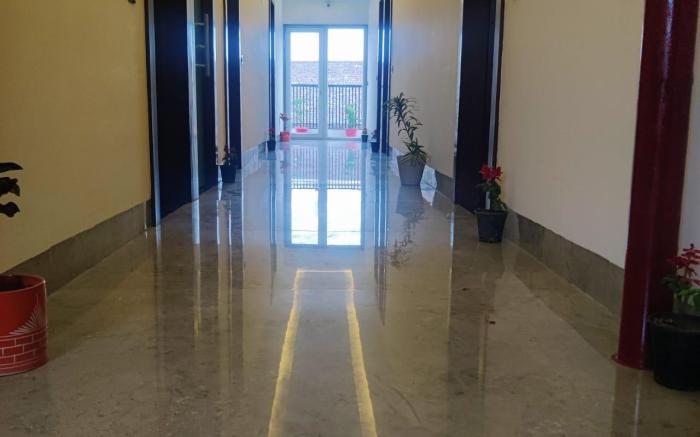 A M Suites