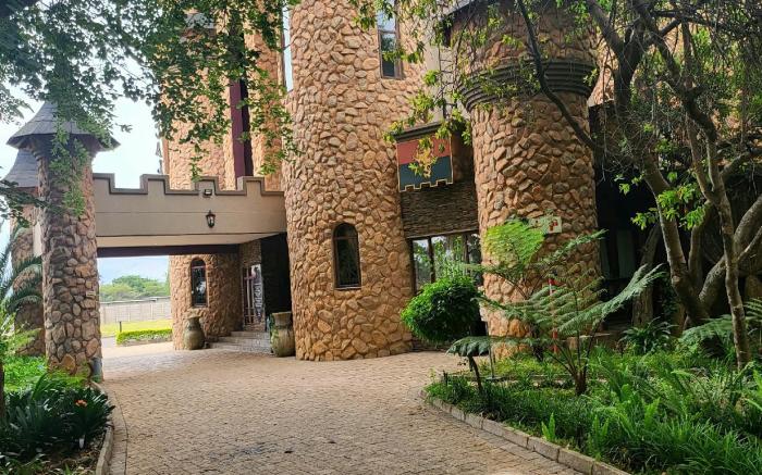 Excalibur Boutique Hotel