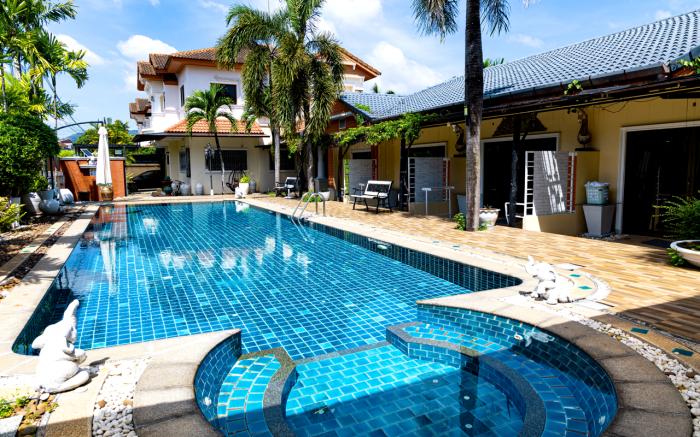 Deep trip villa phuket Room 2