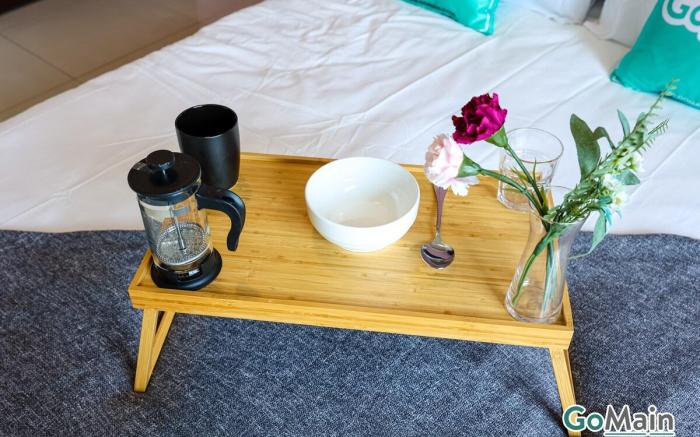 For 2Pax /Trefoil Setia Alam Suite Free Parking