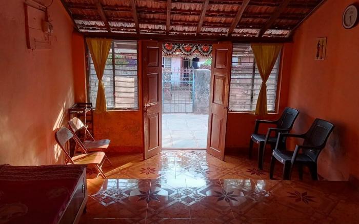 ROOM #1 Chaitanya homestay 7304034389