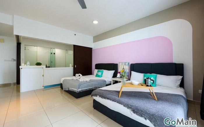 For 4 / Trefoil Family Suite Setia Alam by GoMain