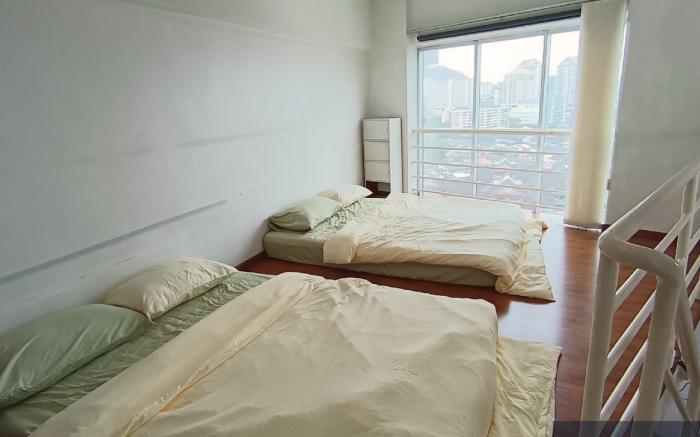 Minimalist Duplex @ BayanLepas with Netflix
