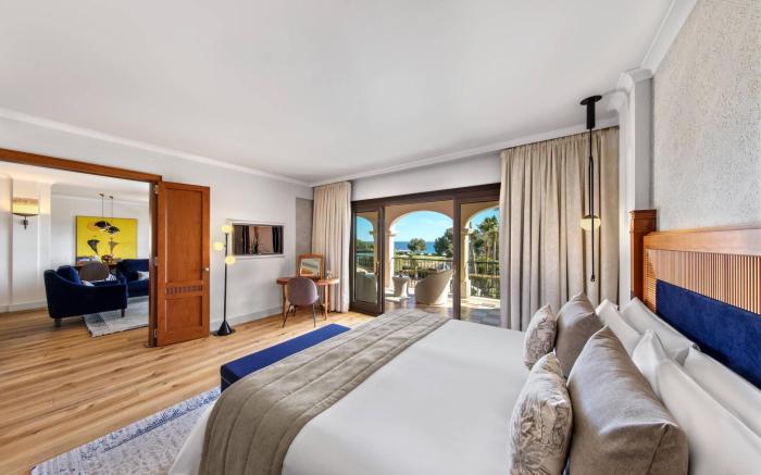 The St. Regis Mardavall Mallorca Resort