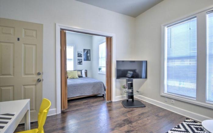 Capitol Hill Apartments