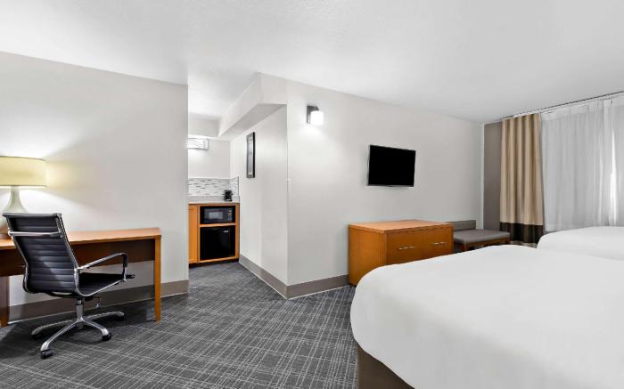 Comfort Inn & Suites Nashville Near Tanger Outlets I-24 Antioch