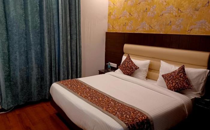 Q SAINA'S S K REGENCY.  Rishikesh									