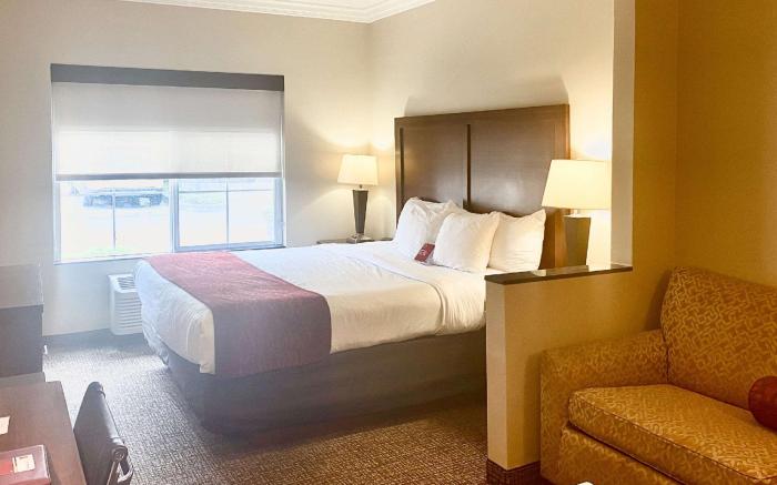 Comfort Suites Oceanside Camp Pendleton Area