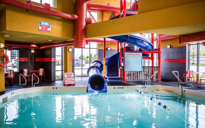 Comfort Suites