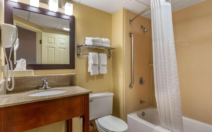 Comfort Inn Rockland - Boston