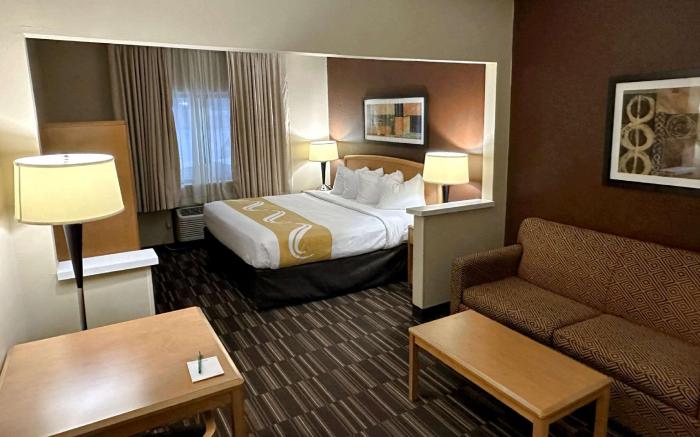 Quality Suites Near West Acres