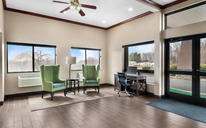 Comfort Inn & Suites