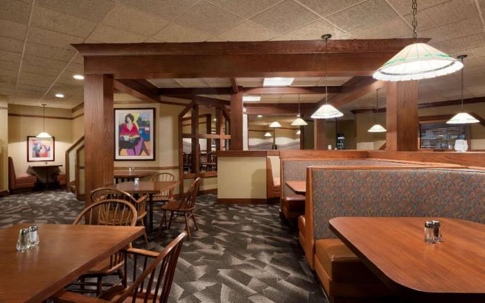 Ramada By Wyndham Fargo