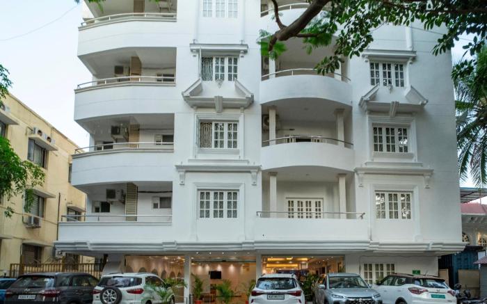 Hyde Park Hotel
