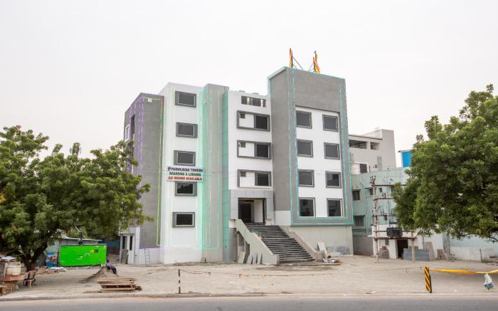 PARKKAVAN TOWERS