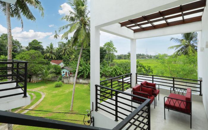 The Villa Close to Surf Beach and Galle - 