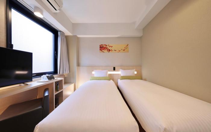 Shinsaibashi-Higashi Crystal Hotel
