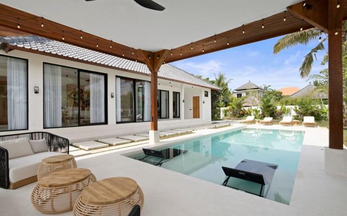 Marbella Villa by Betterplace