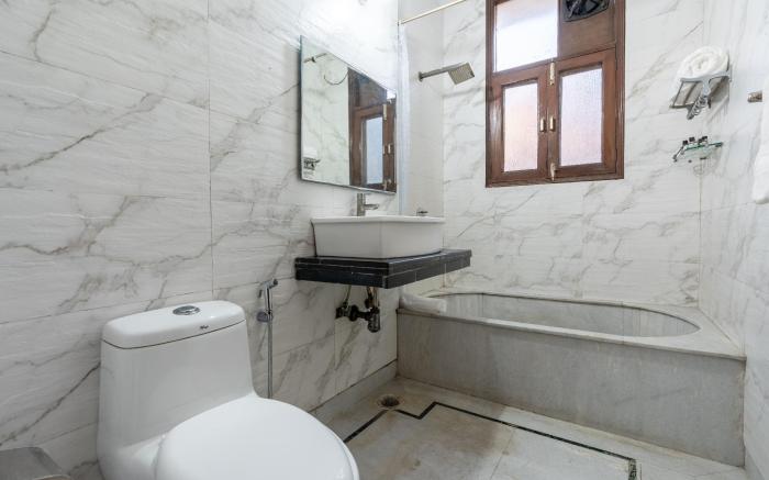 Homlee-3bhk Green Luxury in SDEL